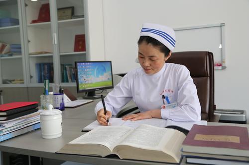 单招学护理好吗女生  学护理的弊端