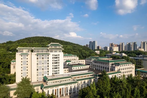 武汉大学开学时间2021秋季 武汉大学开学时间调整2021下半年