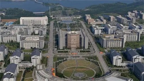 华中师范大学开学时间2021 华中师范大学开学时间2021秋季