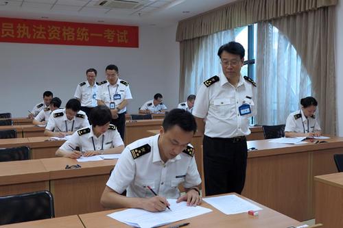 一级行政执法员和一级科员哪个好 一级行政执法员和一级科员的区别