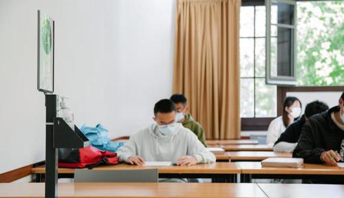 预科是什么意思？ 大学预科班是什么意思？