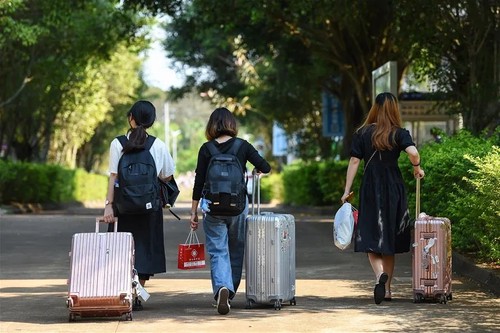 2021年秋学期中高风险地区学校暂缓开学