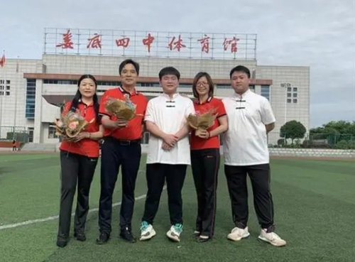 湖南全男四胞胎高考成绩揭晓 老三626分想带母亲去看武大樱花